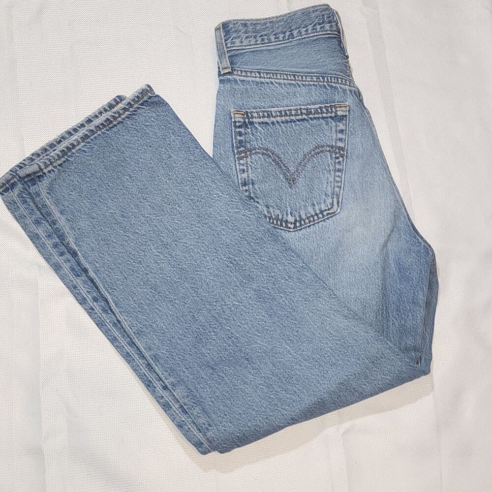 Levi’s Premium Ribcage Straight Ankle Jeans Women’s Sz 25 Distressed Medium Wash